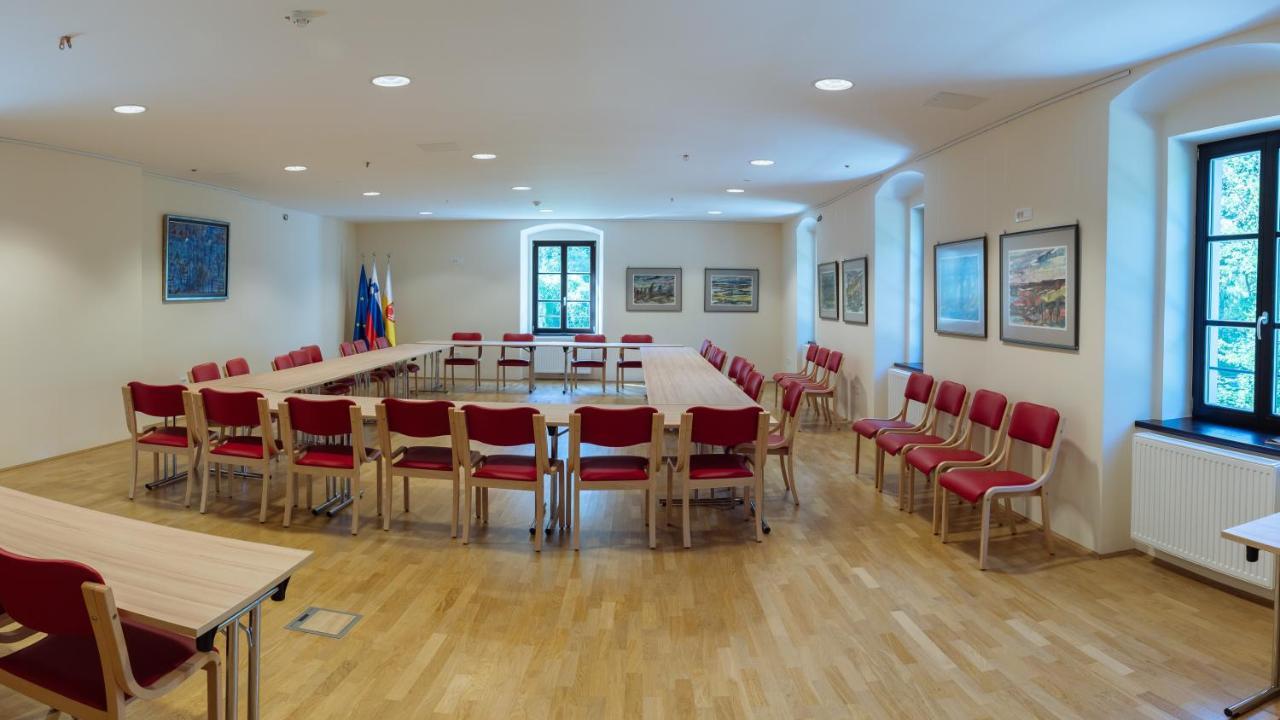Dvorec Trebnik - Sobe Slovenske Konjice Exteriér fotografie