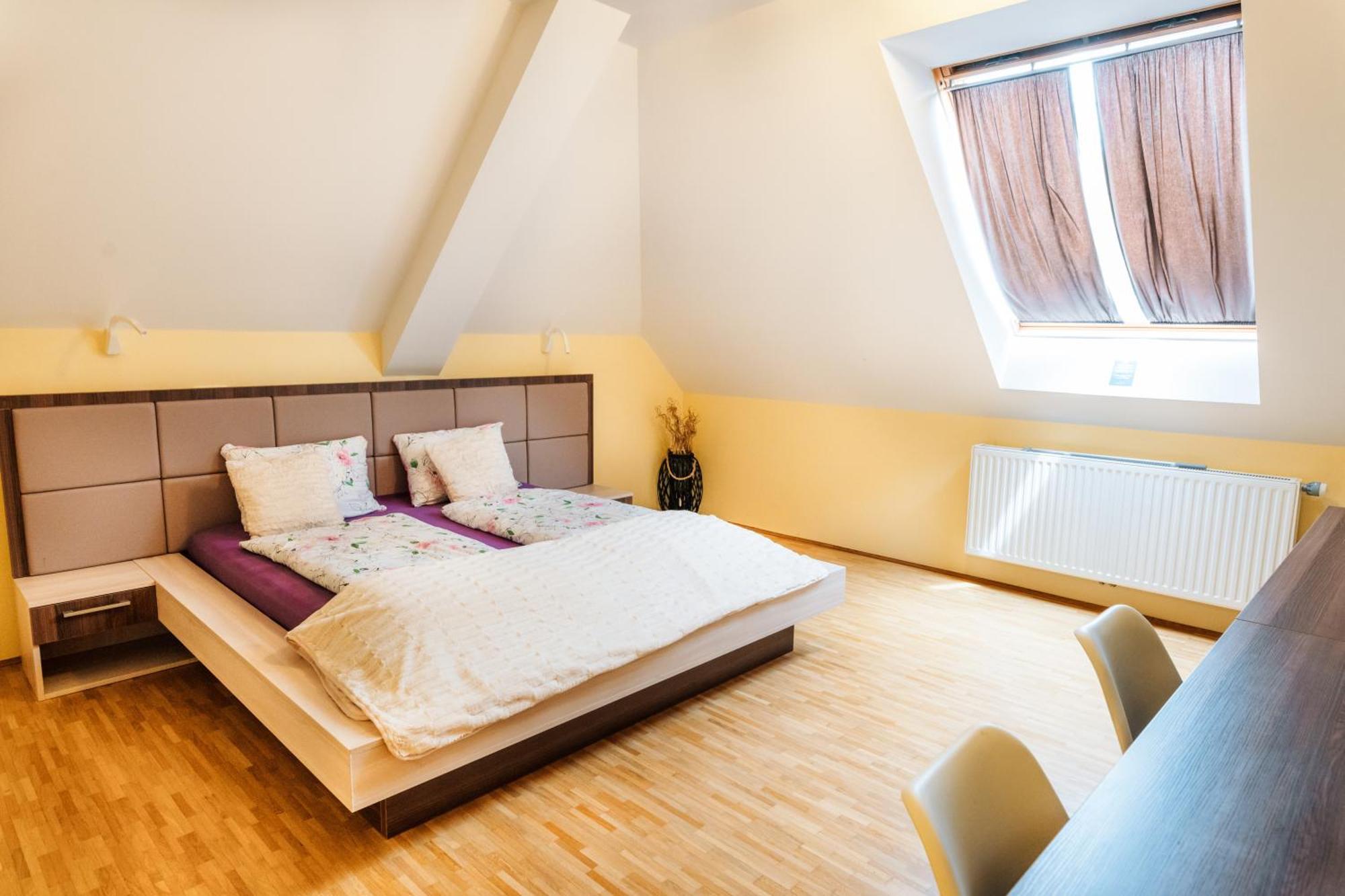 Dvorec Trebnik - Sobe Slovenske Konjice Exteriér fotografie