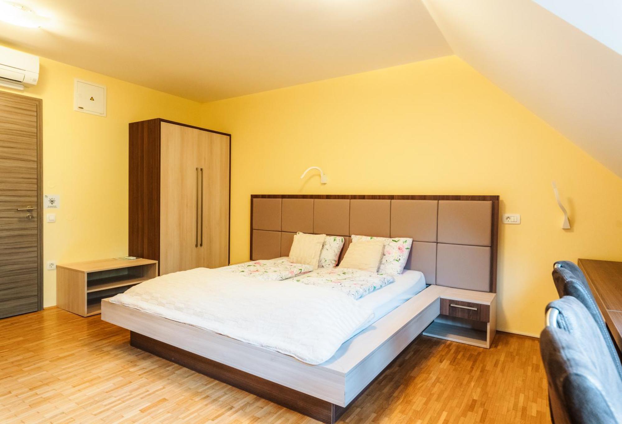 Dvorec Trebnik - Sobe Slovenske Konjice Exteriér fotografie
