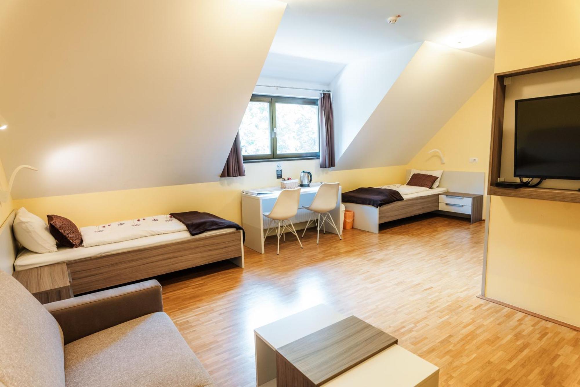 Dvorec Trebnik - Sobe Slovenske Konjice Exteriér fotografie
