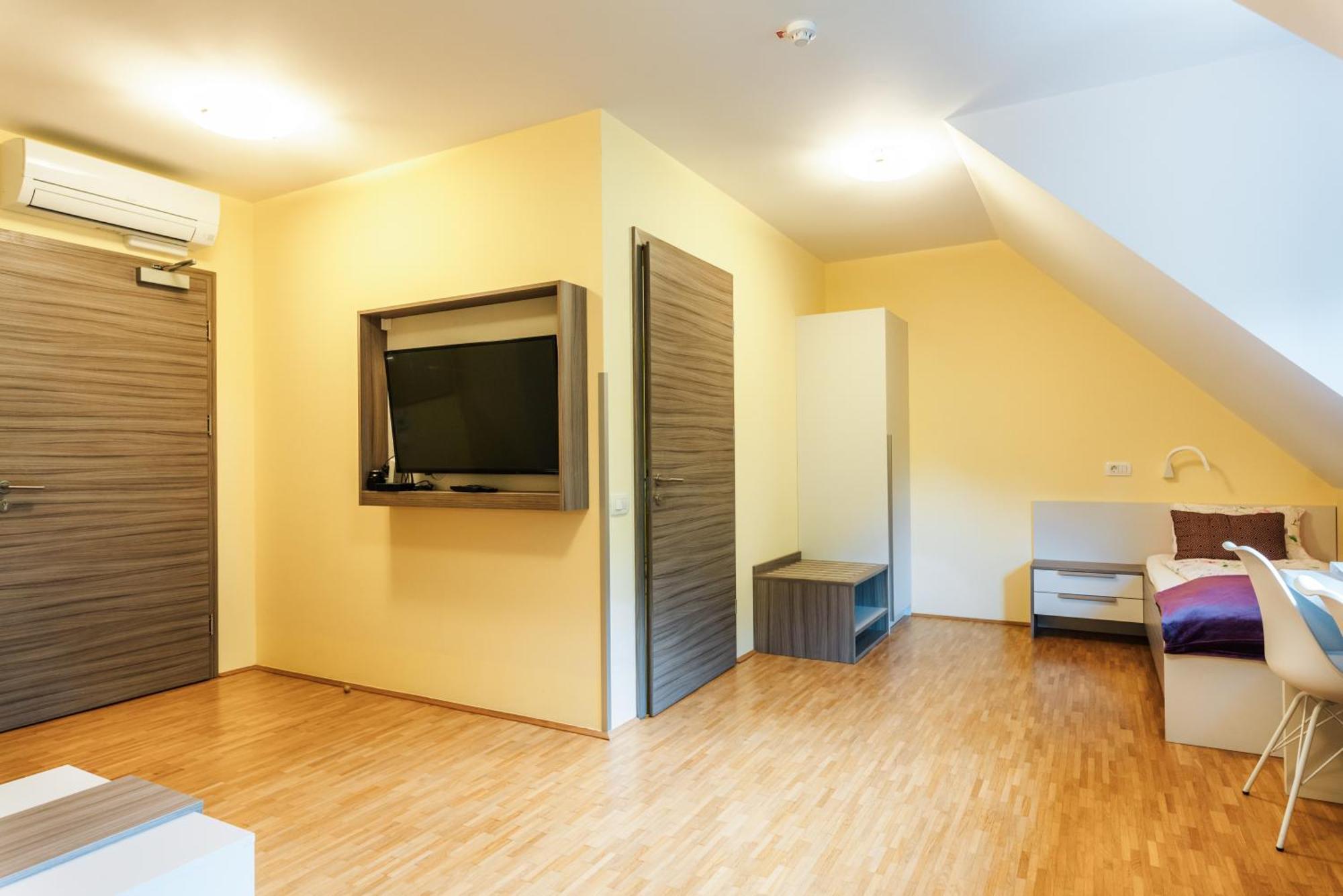 Dvorec Trebnik - Sobe Slovenske Konjice Exteriér fotografie